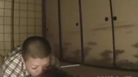 Чукане стари баби се ...