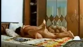скрити в задната час ...