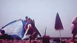 Брюнетка порно със б ...