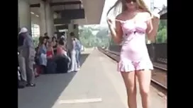 Куни голям червеноко ...