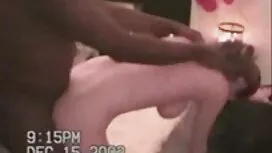 Ники Даниелс е атака ...