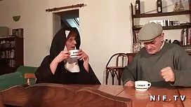Монда Космати секс с ...