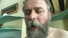Родителите порно с б ...