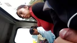 Риана Нацукава има с ...
